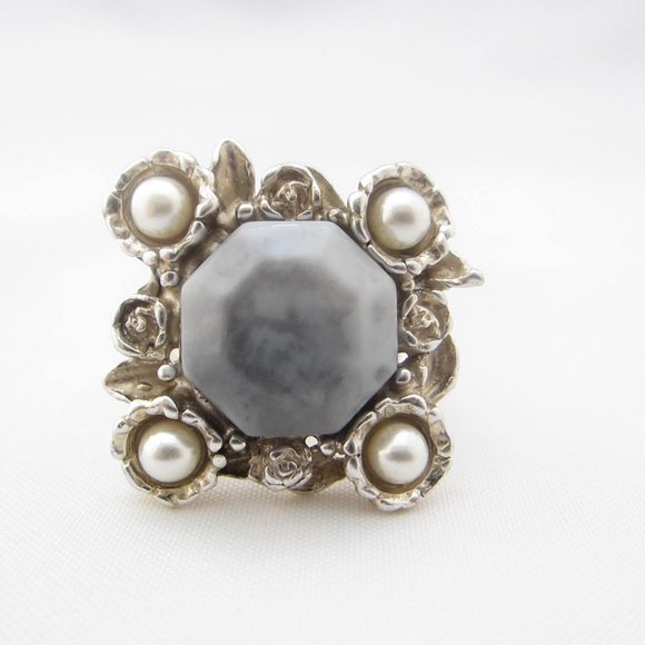 Spanish-Made Necklace and Ring Set with Majorca Pearls and Resin - Picture 2 of 6